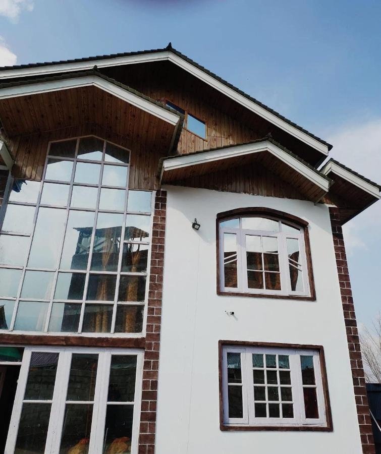 The Gulmarg Gateway Resort Srinagar  Exterior photo